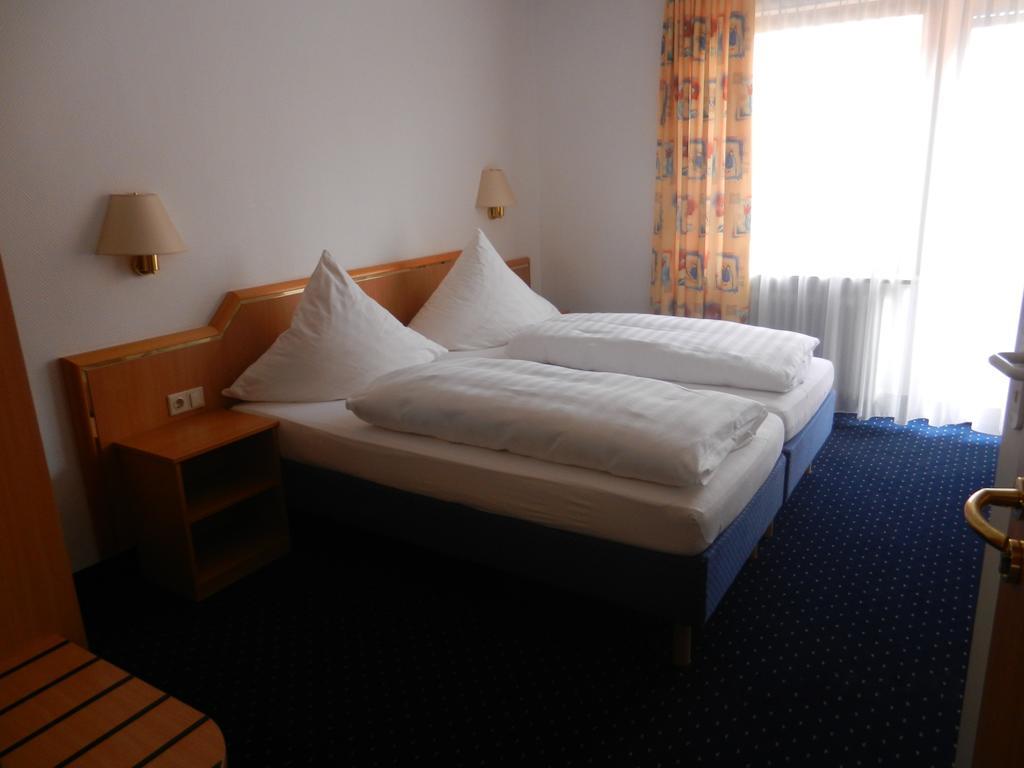 Hotel Gasthof Herderich Schlüsselfeld Pokój zdjęcie