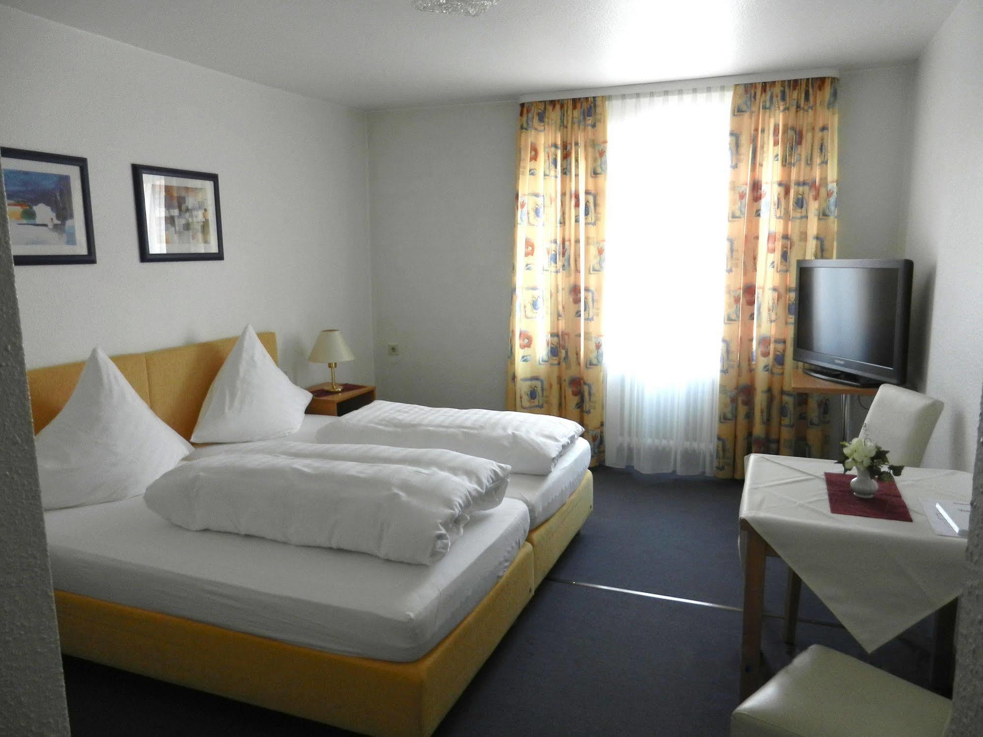 Hotel Gasthof Herderich Schlüsselfeld Zewnętrze zdjęcie